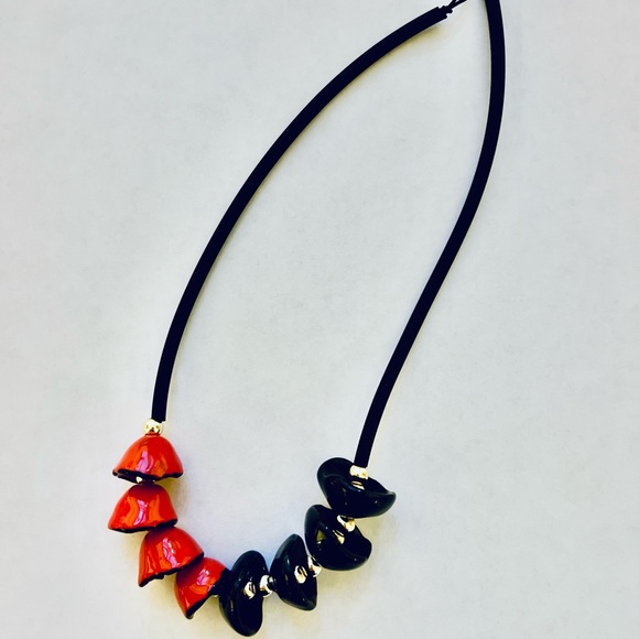 Necklace Handcrafted in Italy with Ceramic Beads Gorgeous NEW Never Worn - Picture 1 of 9